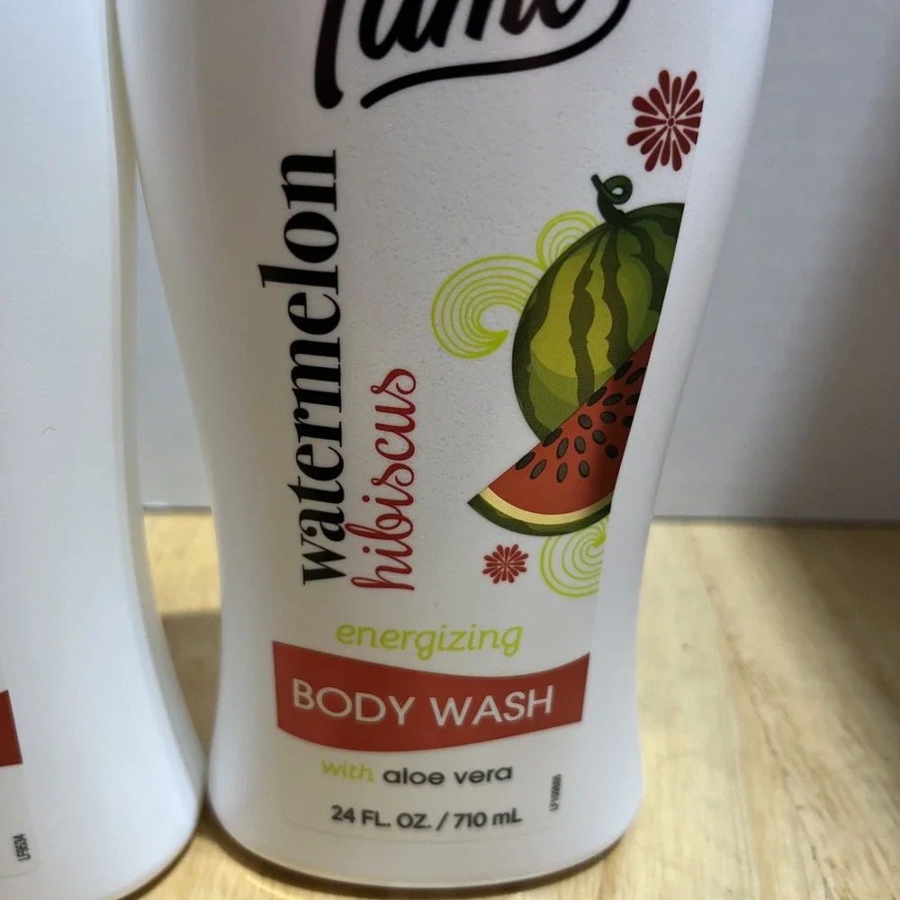 Tame Hawaiian Mango/Hibiscus  Revitalizing Body Wash Jojoba Oil (Lot of‎ 2)